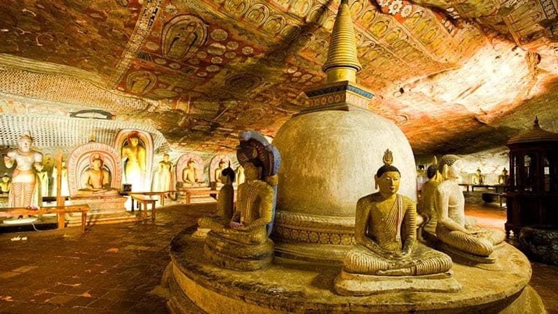 Dambulla Royal Cave Temple and Golden Temple