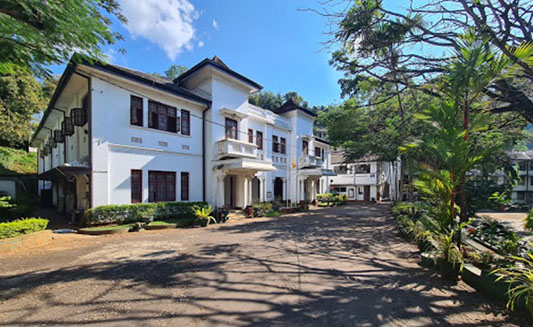 Mahamaya Girls College, Kandy