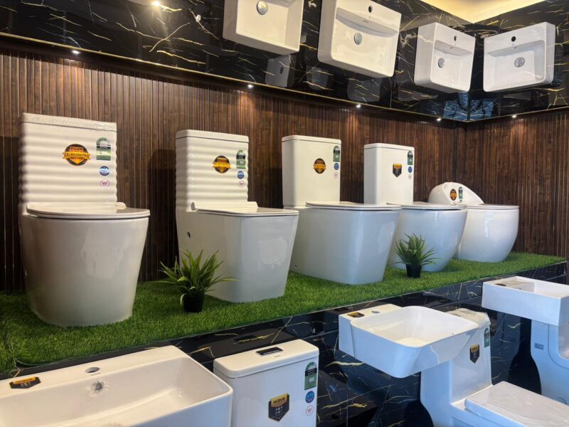 Crown Italia- Sanitaryware